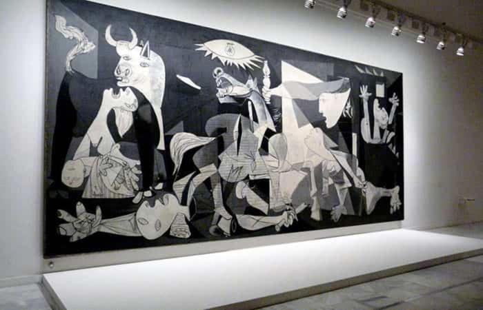 Reina Sofia Museum House Apartment Madrid Ngoại thất bức ảnh